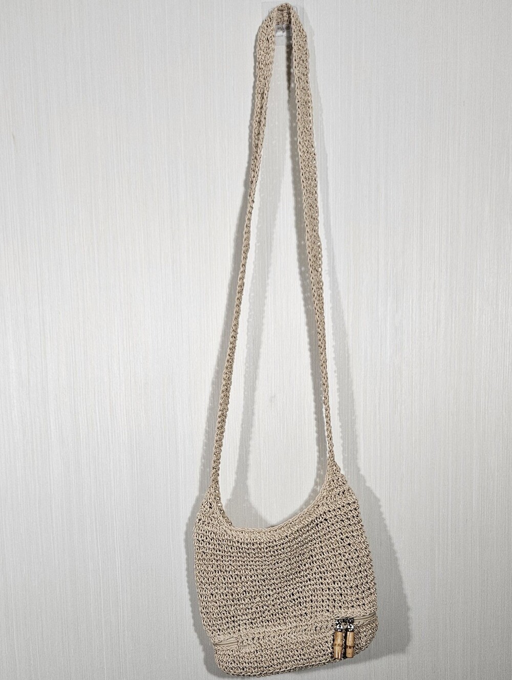 Boho Neutral Woven Straw Crochet Crossbody Bag with Bamboo Bead Zipper Pull